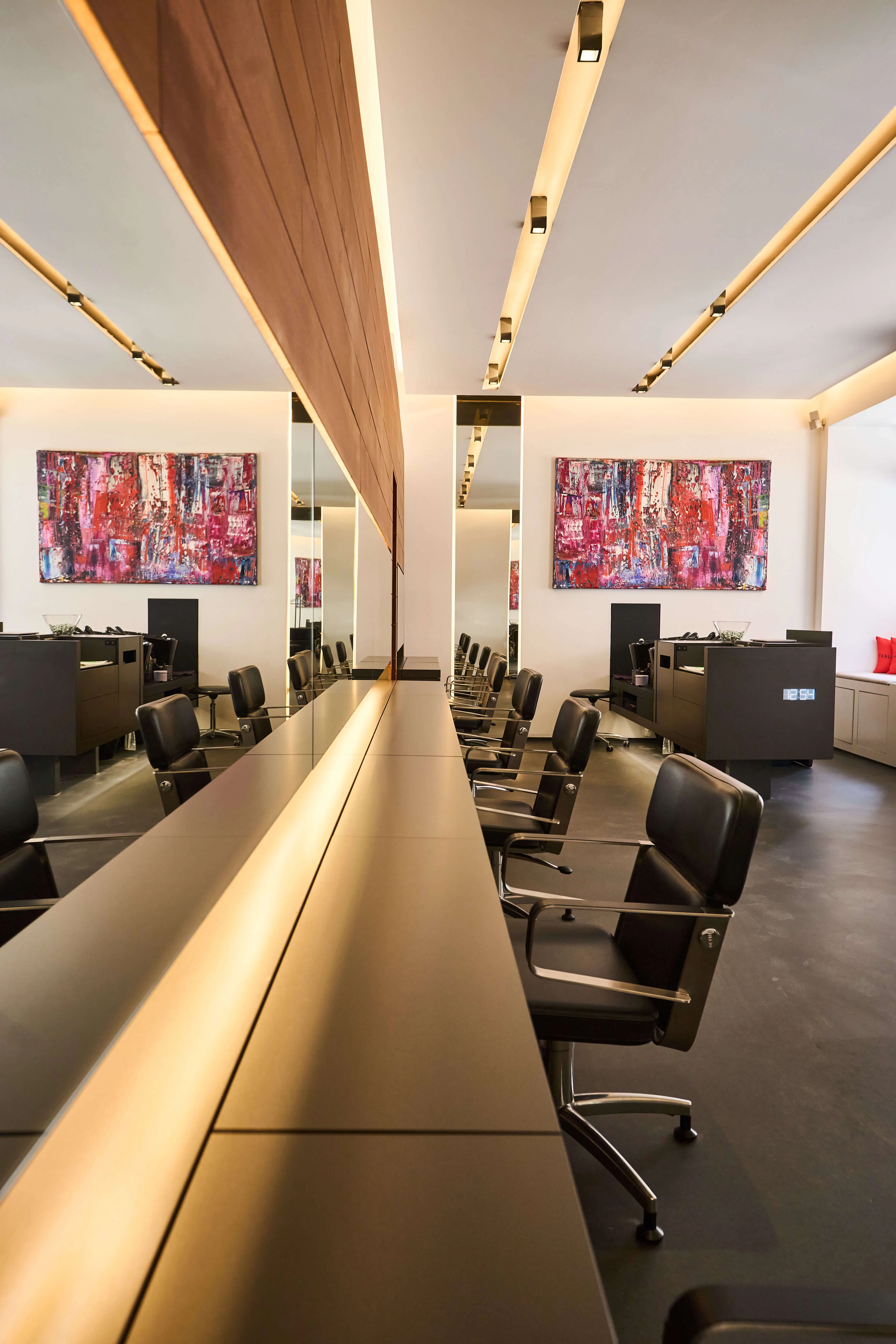 Friseursalon Die mit den Scherenhänden – Innenansicht München Gärtnerplatzviertel